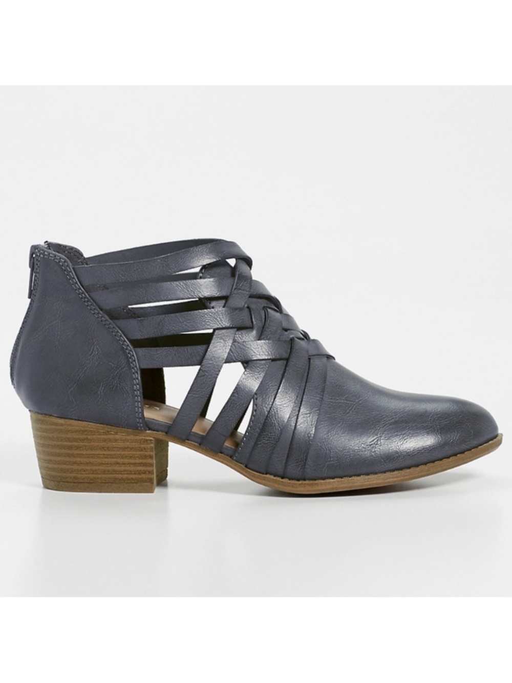 Maurices Diana Strappy Cutout Faux-Leather Distressed Ankle Bootie Gray Size 9